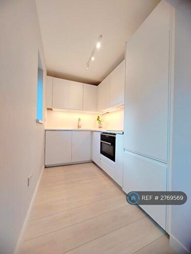 Studio To Rent In Gilman Road, Norwich, NR3