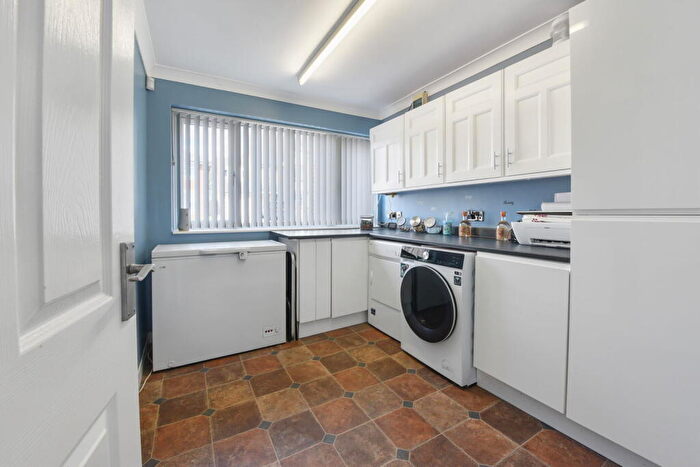 4 Bedroom Detached House For Sale In Recreation Way, Kemsley, Sittingbourne, ME10