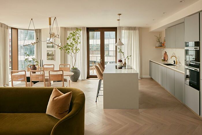 3 Bedroom Flat For Sale In Triptych, Bankside, SE1