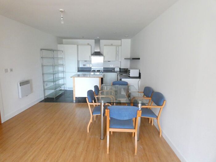 2 Bedroom Flat To Rent In Leamore Court Meath Crescent, London, E2