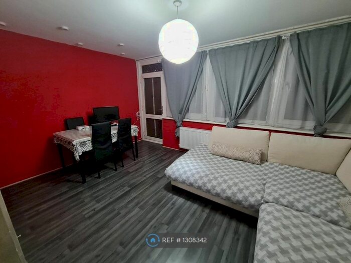 3 Bedroom Terraced House To Rent In Snowshill Rd, London, E12