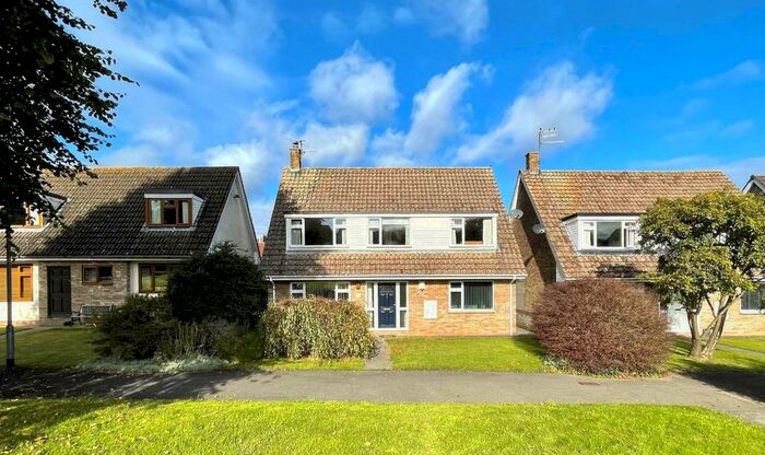 4 Bedroom Detached House For Sale In Priory Walk, Portbury, Bristol BS20