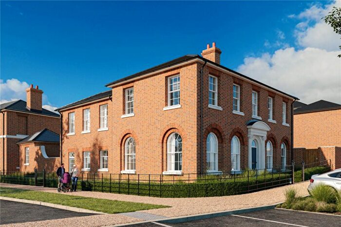 4 Bedroom Detached House For Sale In Peninsula View, Halstock Street, Poundbury, Dorchester, DT1