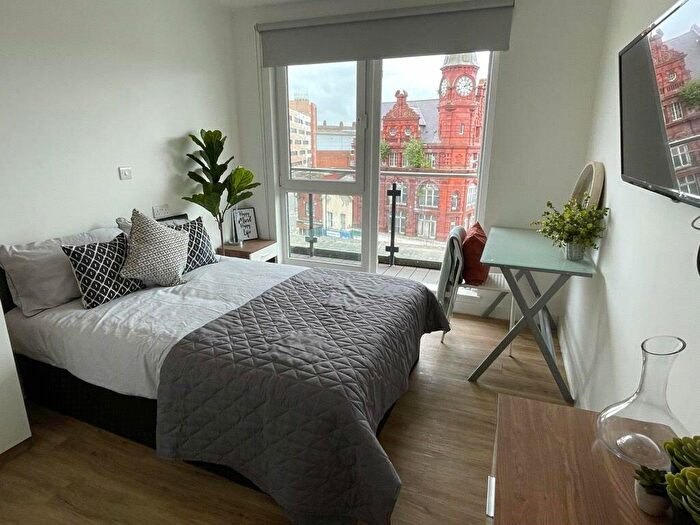 4 Bedroom Flat To Rent In Arndale House, - London Road, Liverpool, L3