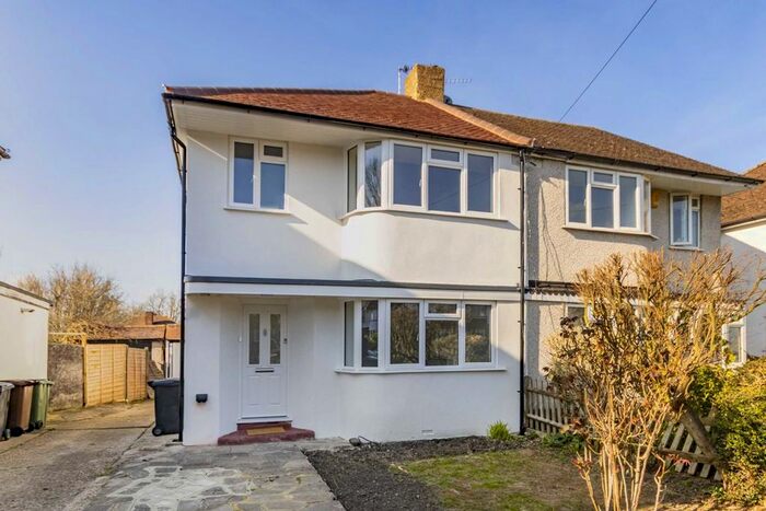 3 Bedroom Semi-Detached House To Rent In Mortimer Crescent, Worcester Park, KT4