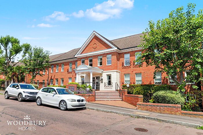 1 Bedroom Retirement Property For Sale In Carlton House, Algers Road, Loughton, IG10