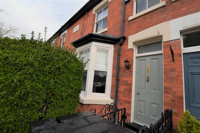 3 Bedroom Property To Rent In Tennis Walk, Worcester, WR1