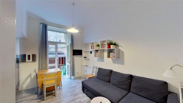 1 Bedroom Flat To Rent In Edina Place, Edinburgh, Midlothian, EH7