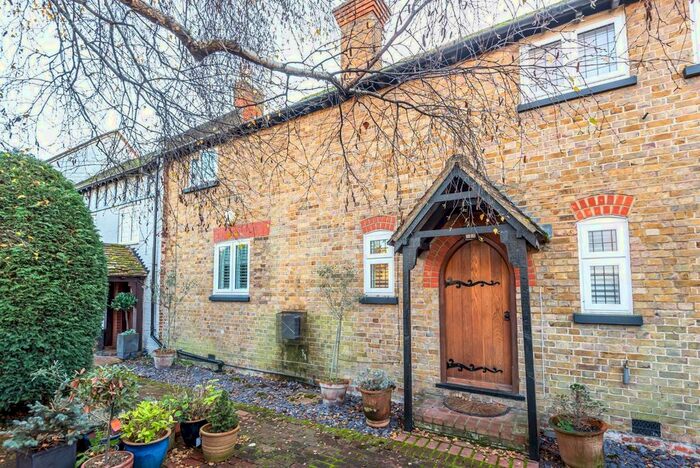 3 Bedroom Property To Rent In Church Road, Old Windsor, Windsor, SL4