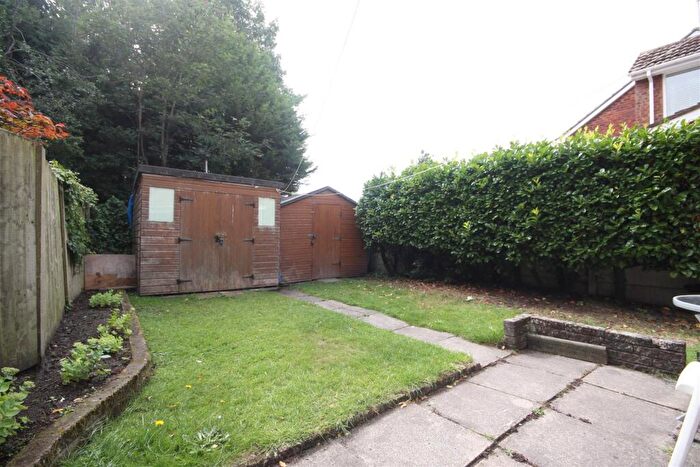 3 Bedroom Semi-Detached House For Sale In Moss View, Maghull, Liverpool, L31