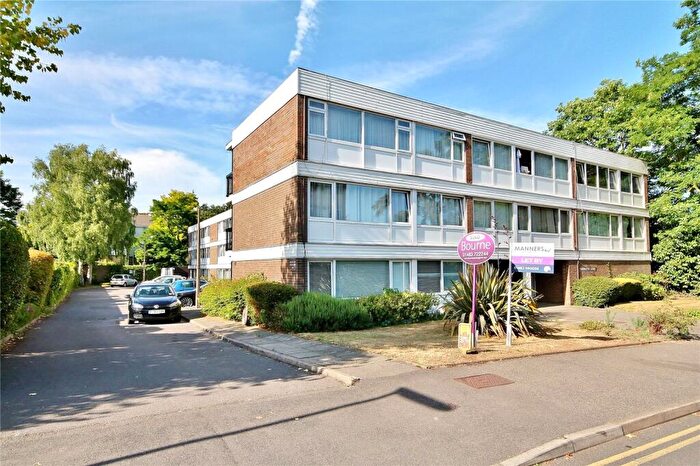 2 Bedroom Apartment To Rent In Ravenswood Court, Woking, Surrey, GU22