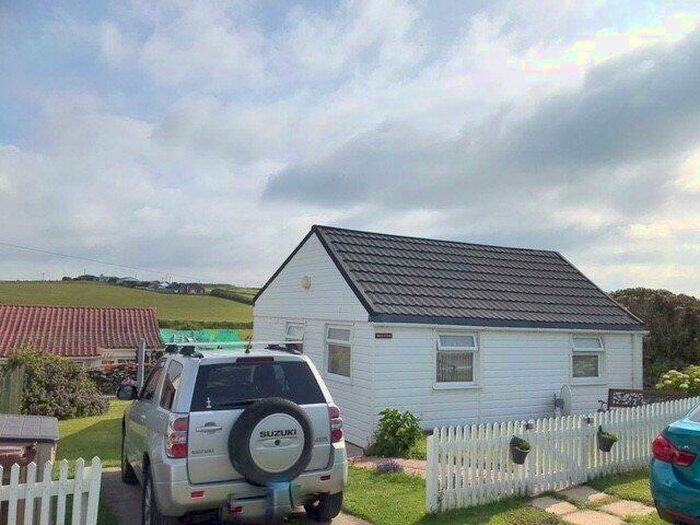 2 Bedroom Chalet For Sale In Freathy, Millbrook, Torpoint., PL10