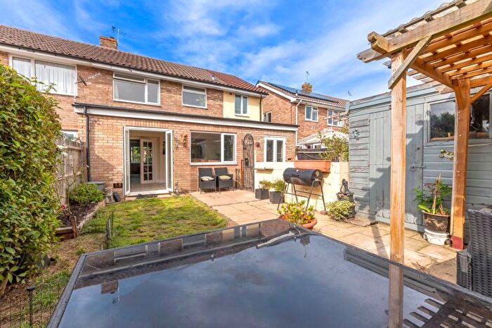 4 Bedroom Semi-Detached House For Sale In Montacute Way, Uckfield, TN22