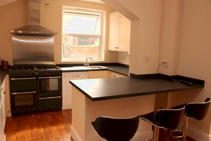 5 Bedroom Property To Rent In Ashby Road, Loughborough, LE11