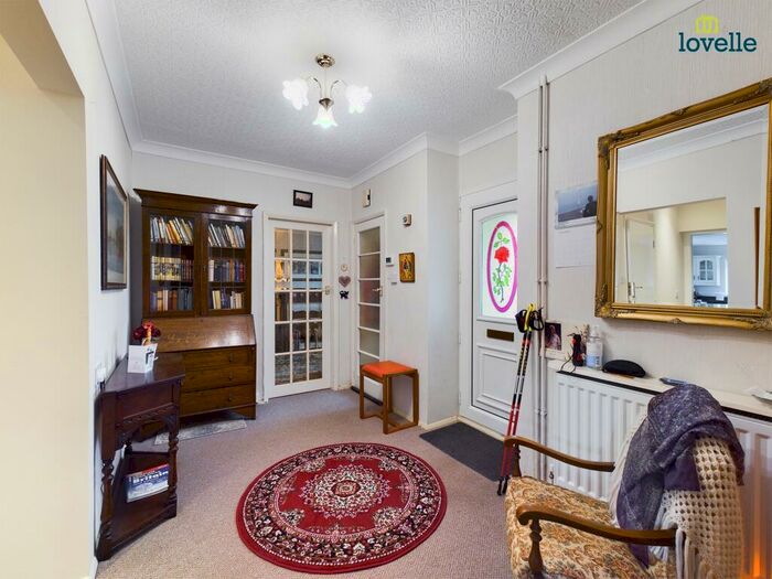 2 Bedroom Detached Bungalow For Sale In Mill Road, Market Rasen, LN8