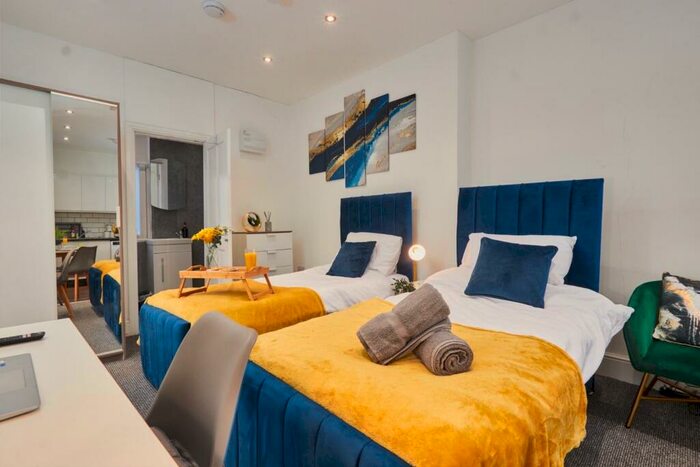 1 Bedroom Apartment To Rent In Clarendon Road, Leeds, LS2