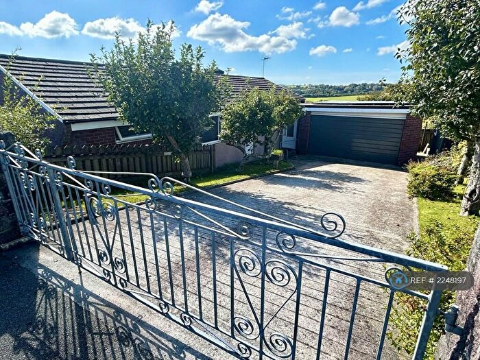 3 Bedroom Bungalow To Rent In Western Avenue, Liskeard, PL14