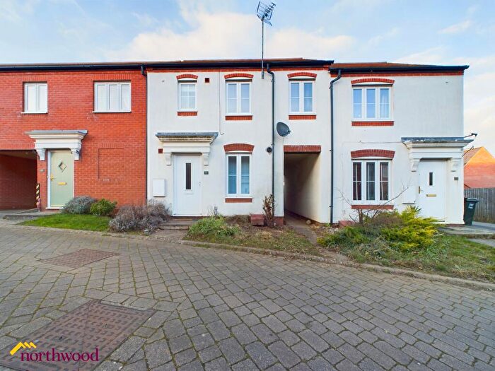 2 Bedroom Terraced House For Sale In Lord Fielding Close, Banbury, OX16