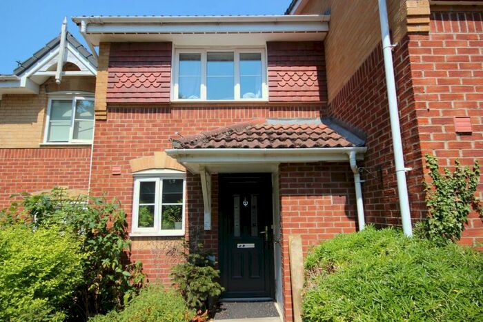 2 Bedroom Terraced House To Rent In Bessemer Close, Slough, SL3