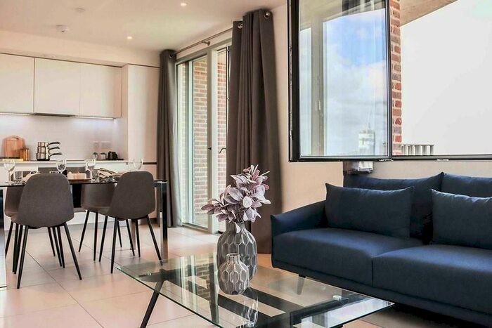 1 Bedroom Flat To Rent In Victoria Road, London, W3