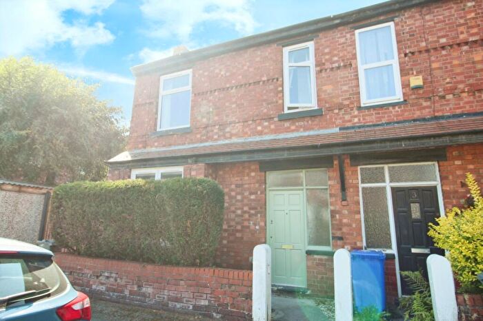 2 Bedroom End Of Terrace House To Rent In Cranmere Avenue, Manchester, Greater Manchester, M19