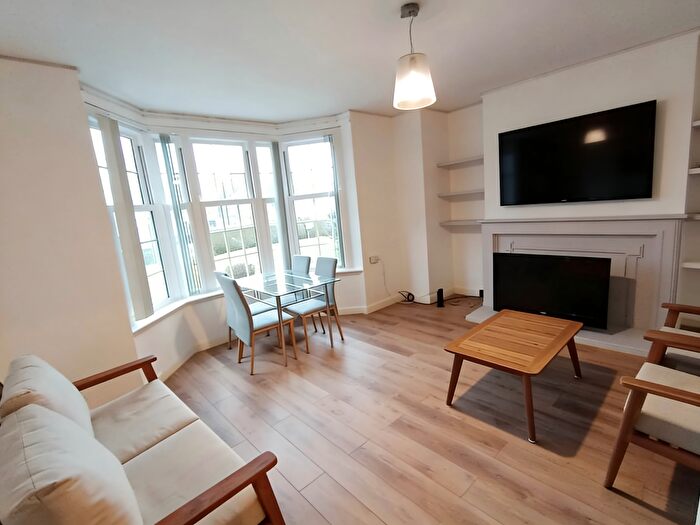 2 Bedroom Flat To Rent In Bristol Road, Birmingham, B29
