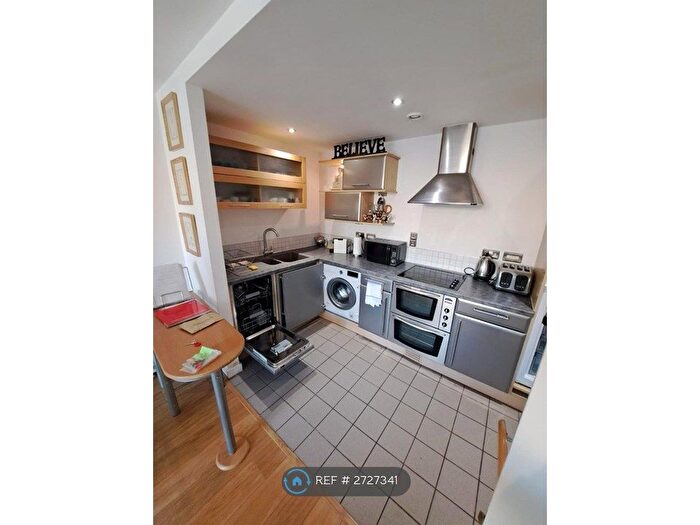 2 Bedroom Flat To Rent In Thomas Street, Manchester, M4
