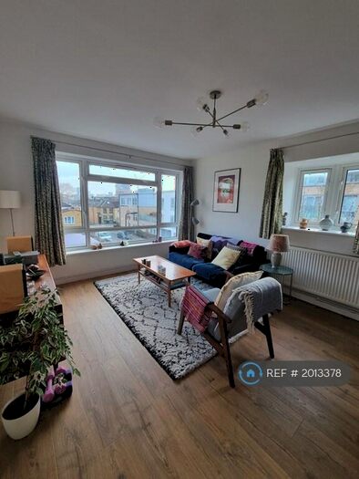 2 Bedroom Flat To Rent In Ryder Court, London, E10