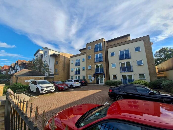 2 Bedroom Flat To Rent In Flat Buckley House, Ealing Common, London, W3