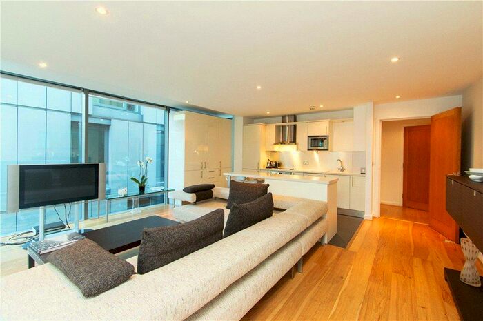 2 Bedroom Apartment To Rent In Gardner Court, Brewery Square, London, EC1V