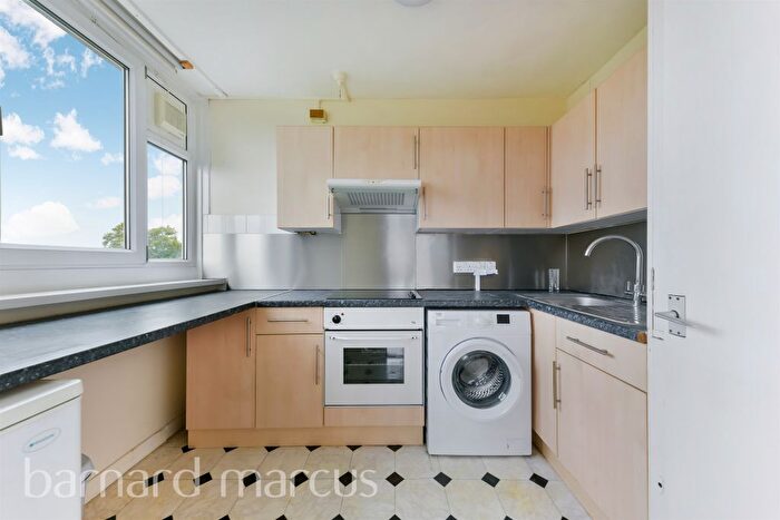 1 Bedroom Flat For Sale In Neville Gill Close, London, SW18