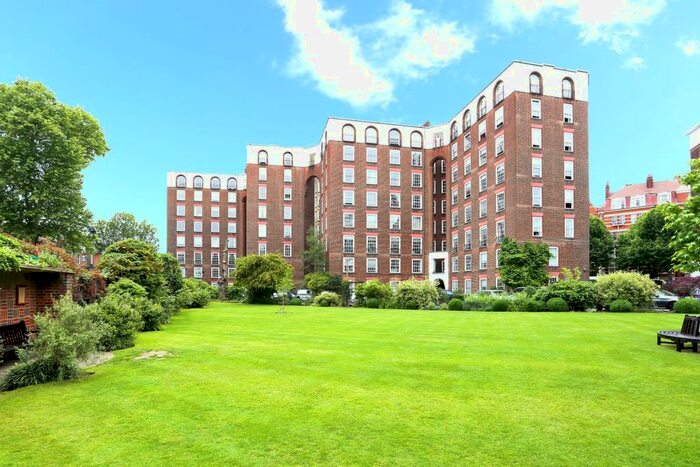 4 Bedroom Flat To Rent In Fitzjames Avenue, London, W14