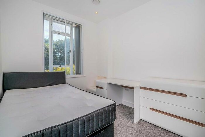 Studio To Rent In Derrys Cross, Plymouth, PL1