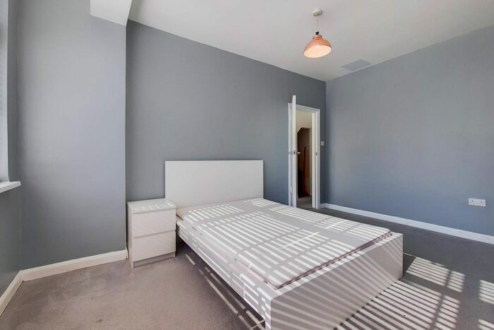 4 Bedroom Property To Rent In Streatham Vale, Streatham Vale, London, SW16