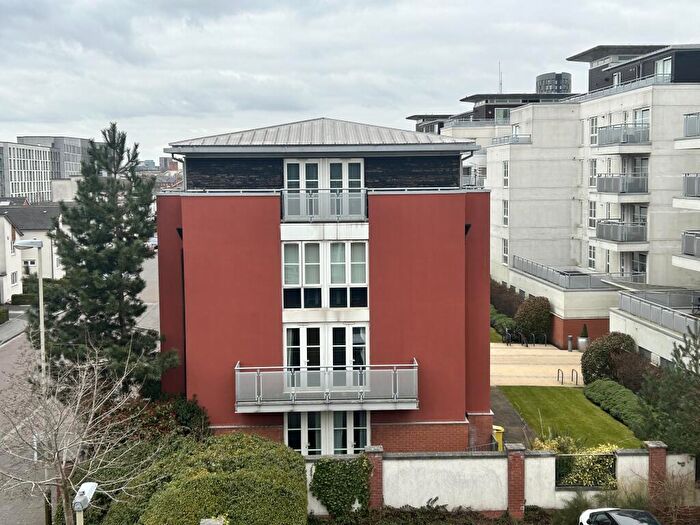 2 Bedroom Apartment To Rent In Watkin Road, Leicester, LE2