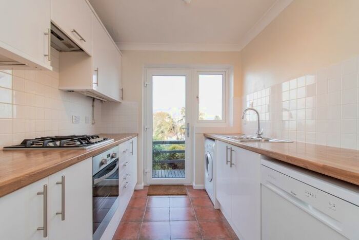 3 Bedroom Detached House To Rent In Brogden Close, Oxford OX2