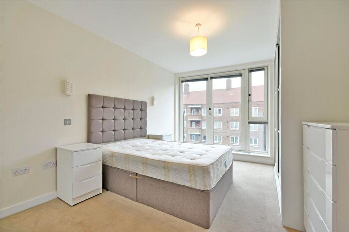 2 Bedroom Flat To Rent In Heneage Street, Whitechapel, E1