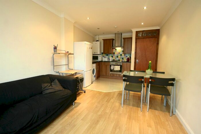 2 Bedroom Flat To Rent In Grahamsley Street, Gateshead, NE8