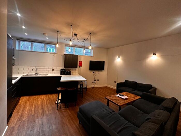 5 Bedroom Flat To Rent In Lower Parliament Street, Nottingham, Nottinghamshire, NG1