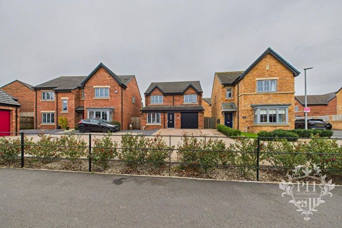 3 Bedroom Detached House For Sale In Farmstead Street, Middlesbrough, TS5