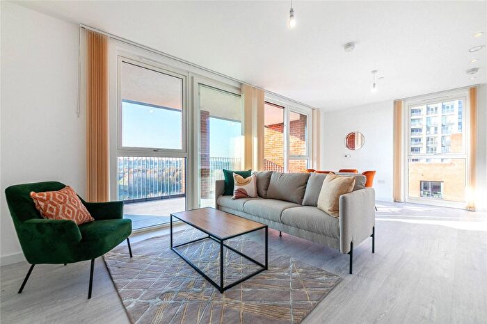 1 Bedroom Flat To Rent In Shearwater Drive, London, NW9