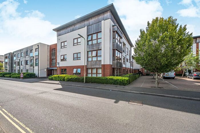 2 Bedroom Flat For Sale In Park Prewett Road, Basingstoke, Hampshire, RG24