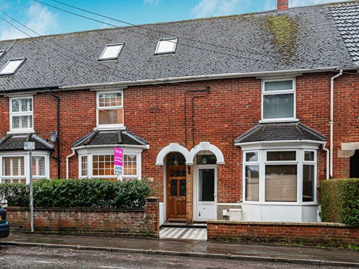 3 Bedroom Terraced House For Sale In Charles Street, Petersfield, Hampshire, GU32