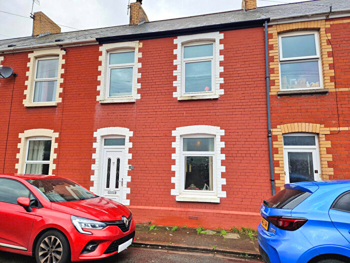 3 Bedroom Terraced House For Sale In Vintin Terrace, Porthcawl, CF36