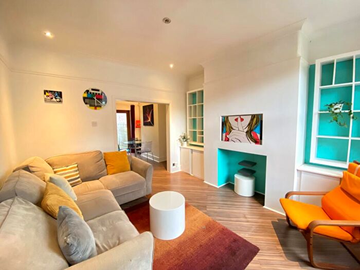 2 Bedroom Terraced House To Rent In Roebuck Lane, Sale, M33