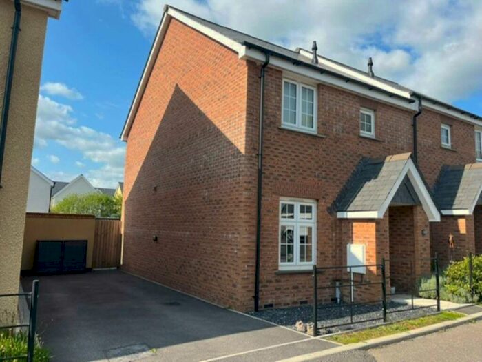 3 Bedroom Semi-Detached House To Rent In Cowslip Avenue, Tavistock, PL19