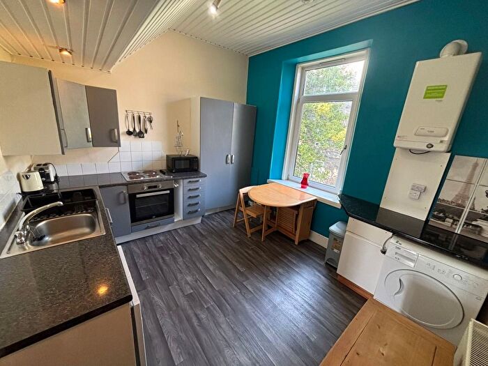 1 Bedroom Flat To Rent In Howburn Place, City Centre, Aberdeen, AB11