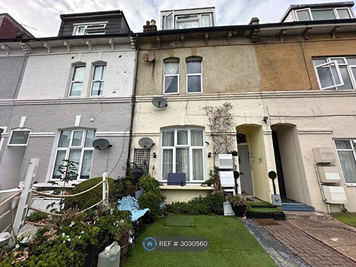 2 Bedroom Flat To Rent In St James's Road, Croydon, CR0