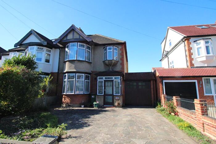 3 Bedroom Semi-Detached House For Sale In Maple Avenue, Upminster, Essex, RM14