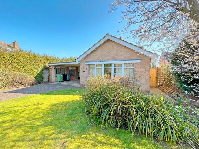 3 Bedroom Detached Bungalow For Sale In Park Avenue, Allington, NG32